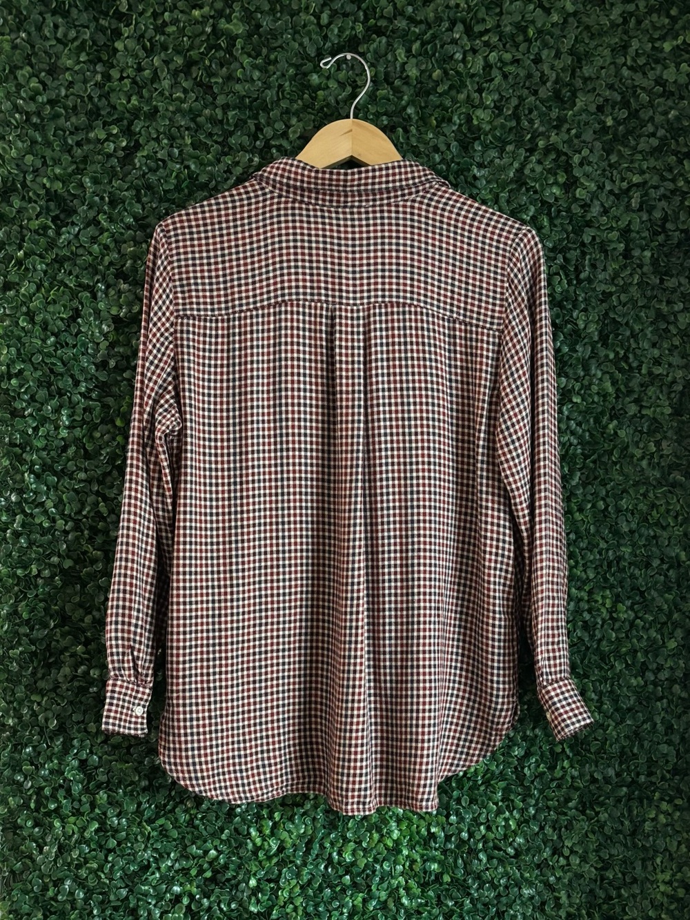 Sz L LOFT Outlet Plaid Rayon Popover Blouse Burgundy Navy Cream - Picture 4 of 6